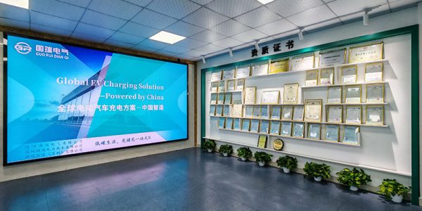 About Guo Rui About Guo Rui